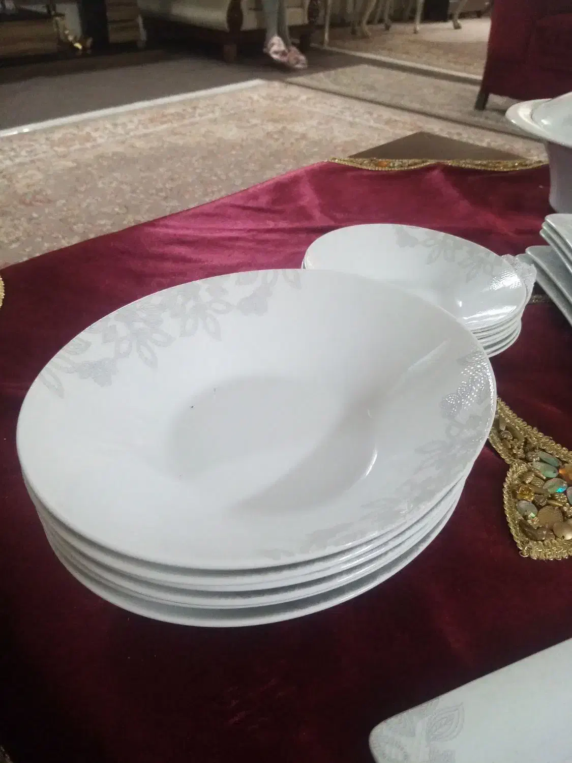 سرویس غذاخوری 6نفره|ظروف سرو و پذیرایی|اصفهان, کوی امیریه|دیوار