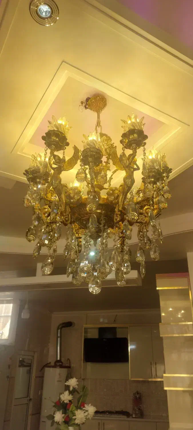 لوستر تمام برنز نونو|لوستر و چراغ آویز|بروجرد, |دیوار