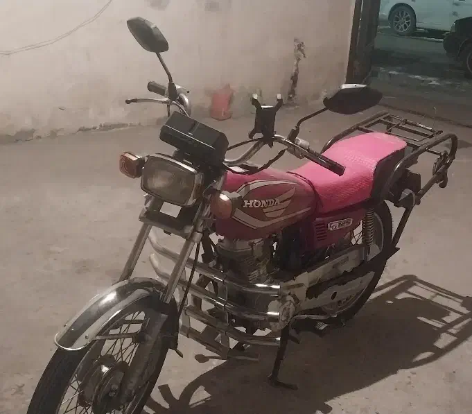 فروش موتور ۱۲۵ مدل ۱۳۸۷ در حد صفر|موتورسیکلت|تبریز, |دیوار