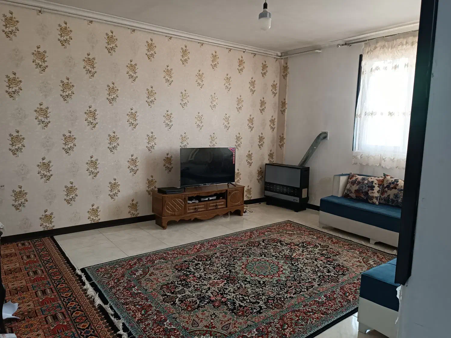 آپارتمان هشتاد وپنج متری شهرک مطهری مجتمع تختی|فروش آپارتمان|کرمان, |دیوار