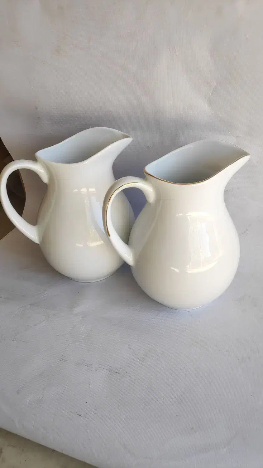 پارچ ریحان لب و دسته طلایی وسفید کارخانه لورین اصف|ظروف سرو و پذیرایی|سردشت, |دیوار