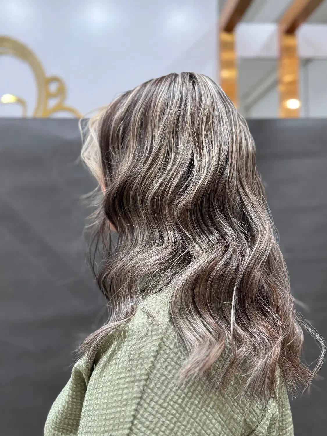 رنگ مو با جدید ترین تکتیک ها|خدمات آرایشگری و زیبایی|نهاوند, |دیوار