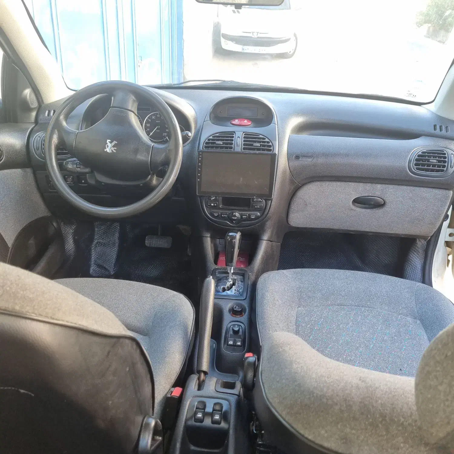 پژو 206 v9|خودرو سواری و وانت|شیراز, آبزنگی|دیوار