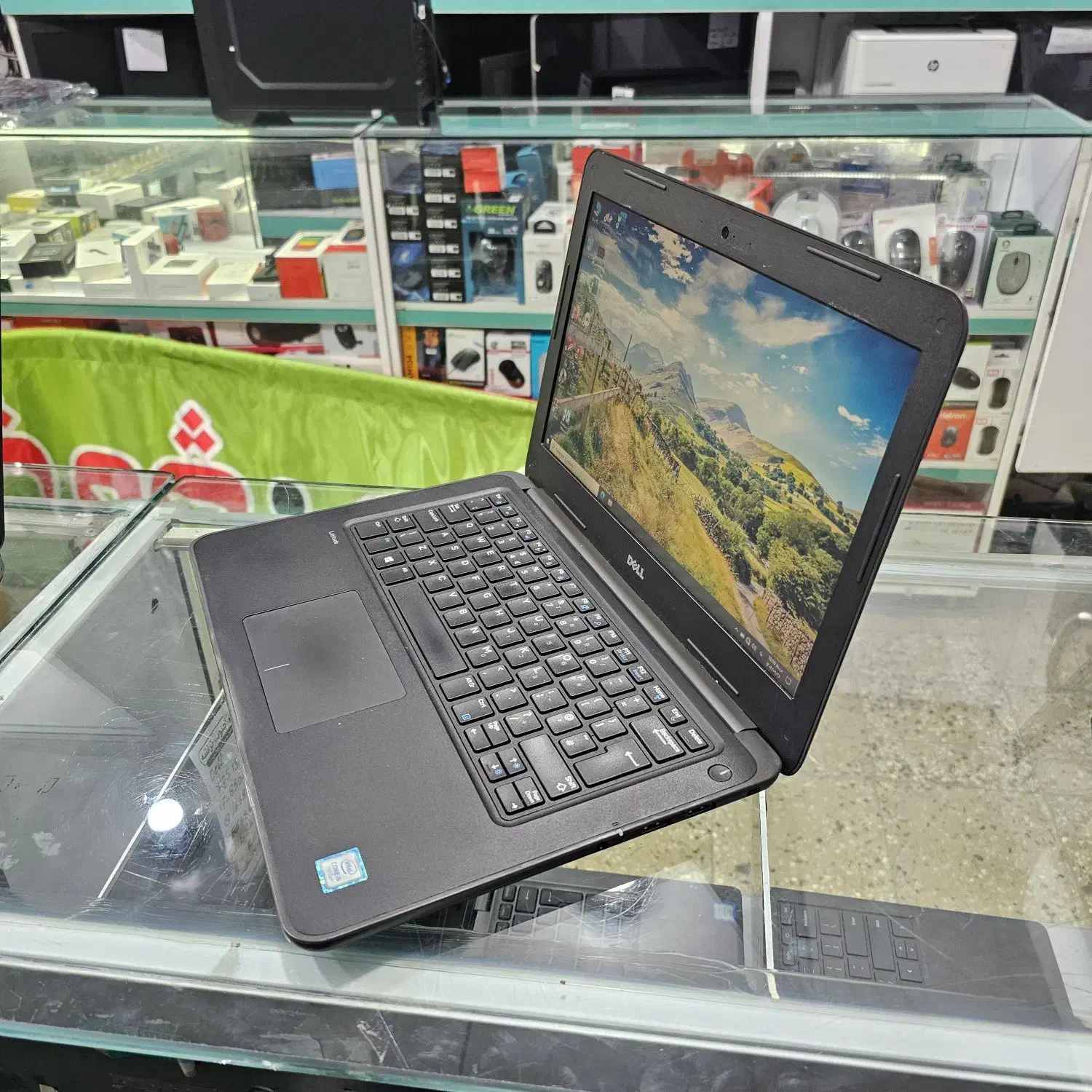 لپتاپ DELL نسل ۷ کاملا سالم با رم ۸ و هارد SSD256|رایانه همراه|یاسوج, |دیوار