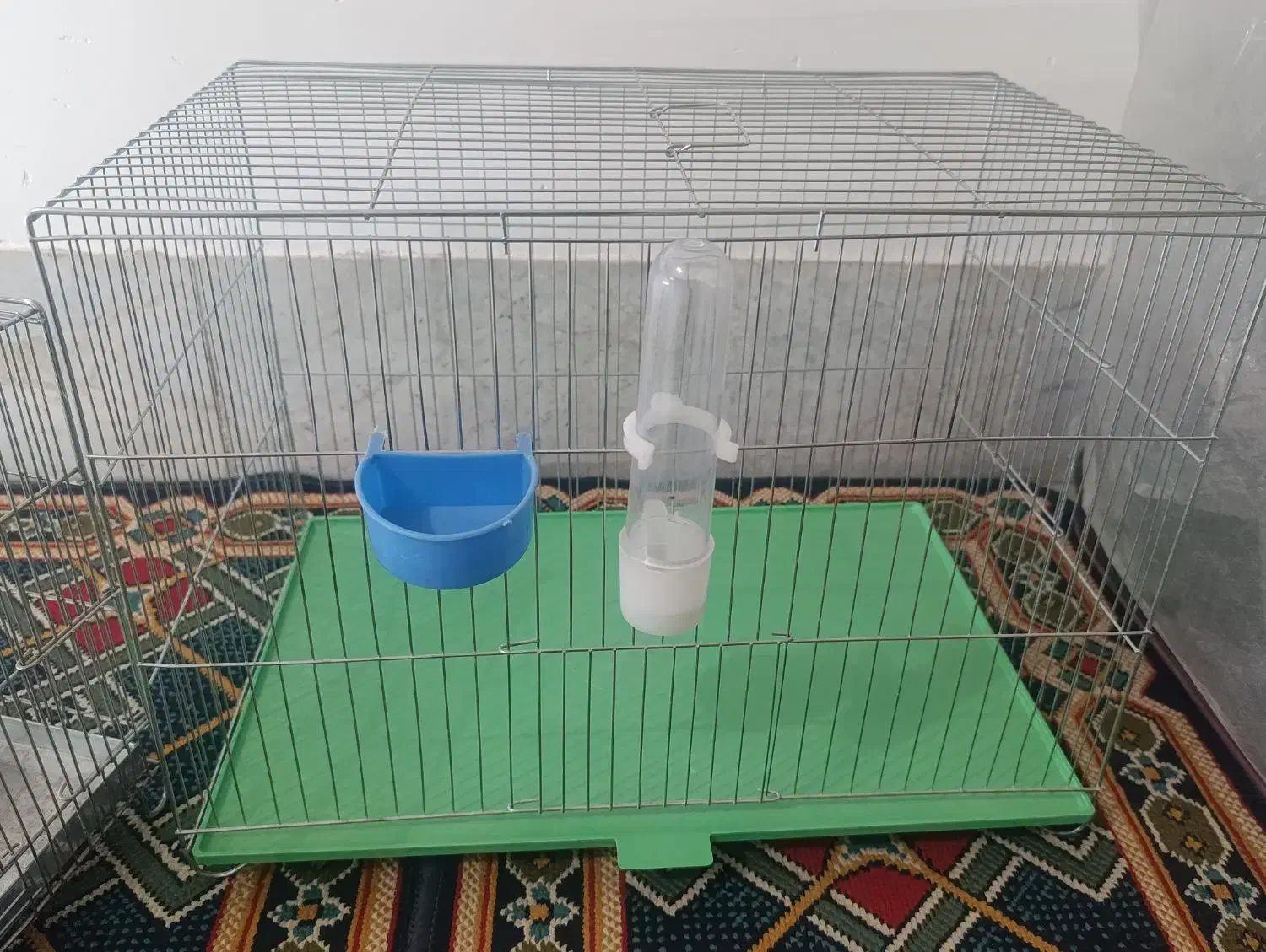 قفس قناری بزرگ همراه دون خوری واب خوری|لوازم جانبی حیوانات|تفت, |دیوار