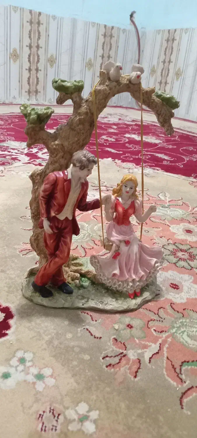 مجسمه پلی اشتر جنس قدیمی|مجسمه، تندیس، ماکت|شیراز, جرسقان|دیوار