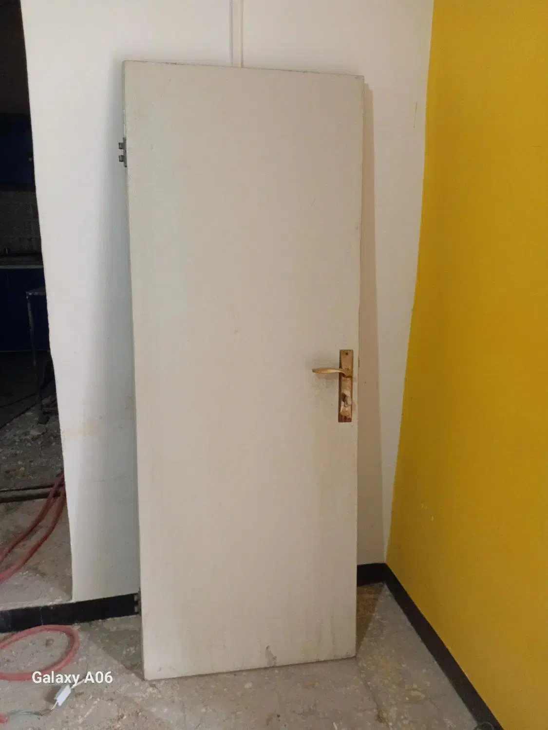 درب چوبی سرویس|مصالح و تجهیزات ساختمان|کرمان, |دیوار