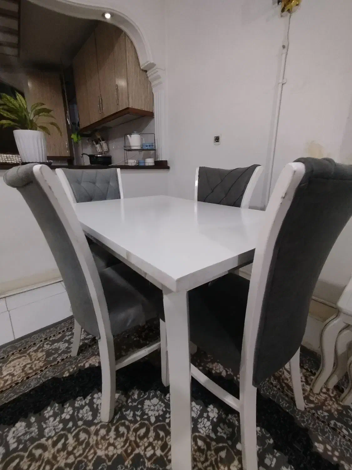 میز ناهارخوری ۴نفره|میز و صندلی غذاخوری|بومهن, |دیوار