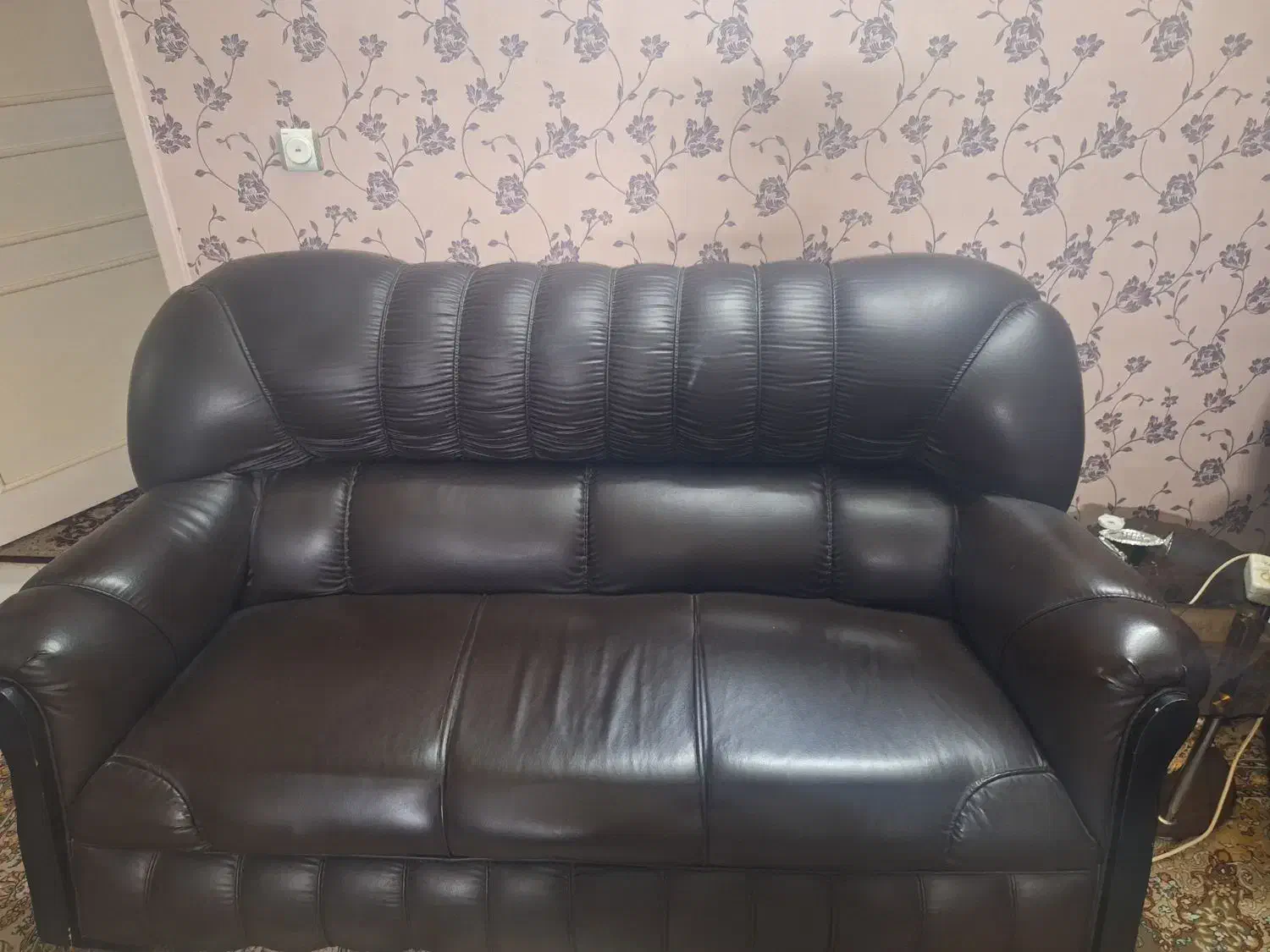 مبل چرم ۷نفره|مبلمان خانگی و میز عسلی|مشهد, شفا|دیوار