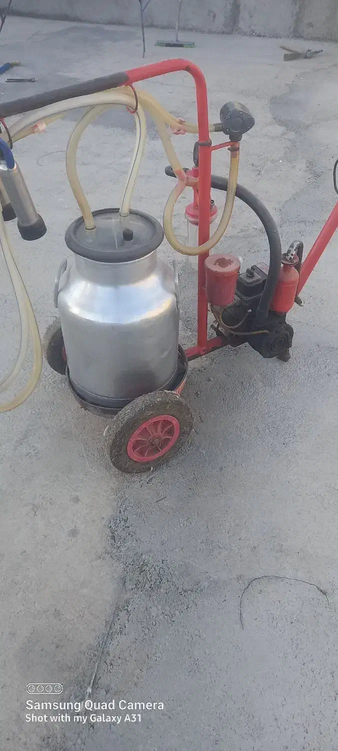 شیر دوش در حد نو|ماشین‌آلات صنعتی|آوج, |دیوار