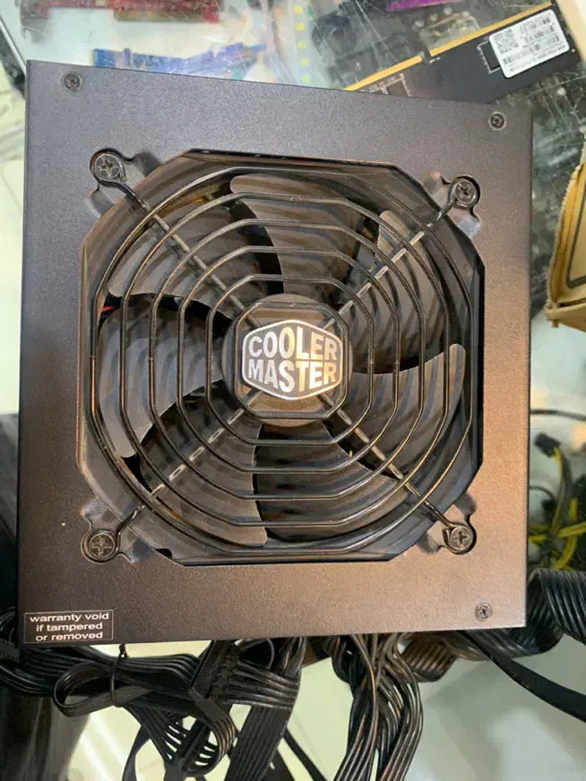 پاور ۱۰۵۰ گرین کولرمستر و..|قطعات و لوازم جانبی رایانه|گرگان, |دیوار