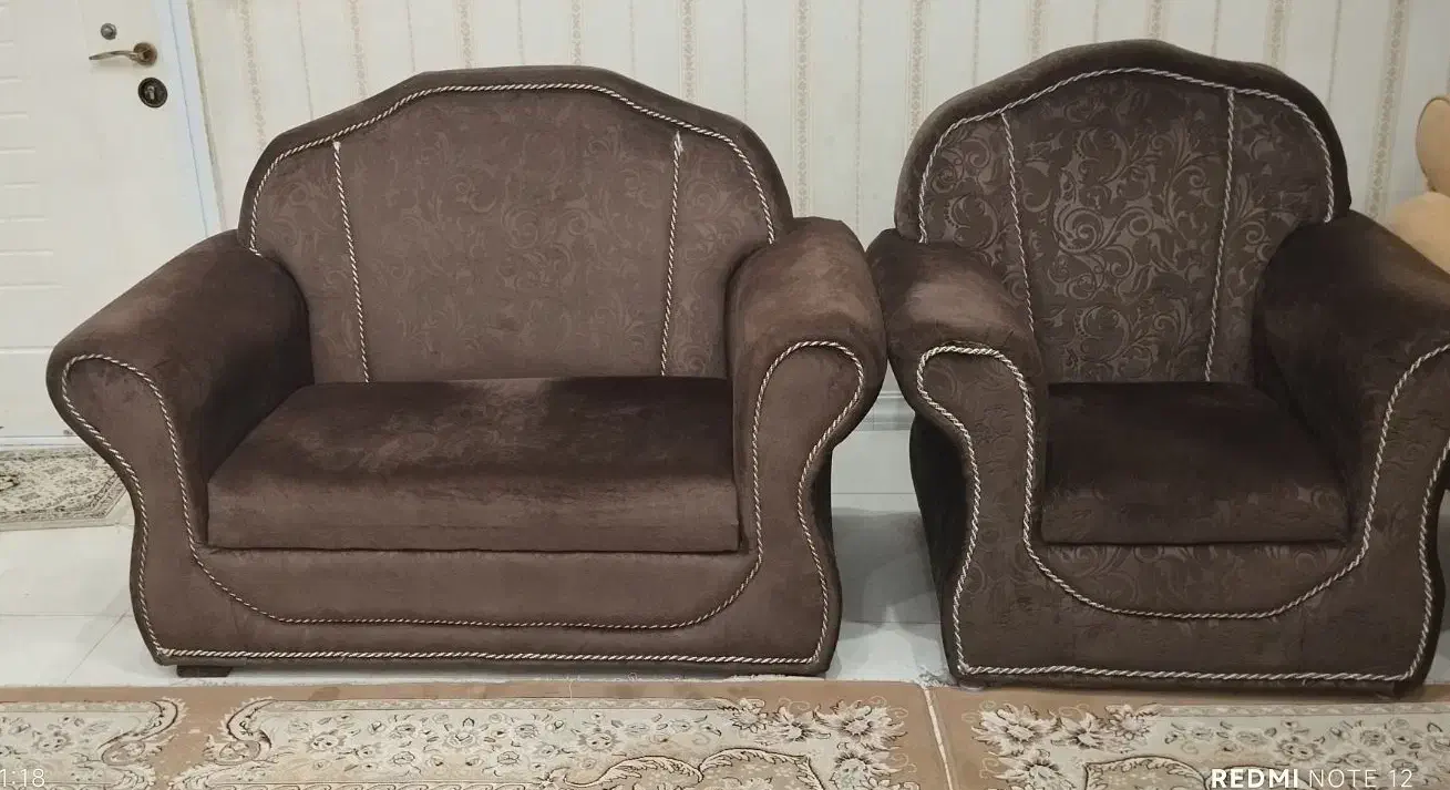 مبلمان 9نفره کاملا سالم|مبلمان خانگی و میز عسلی|املش, |دیوار