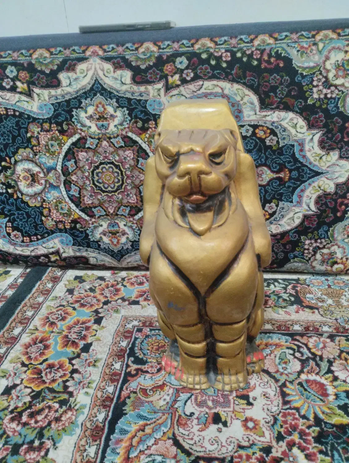 مجسمه شیر کار دست|مجسمه، تندیس، ماکت|بهارستان, |دیوار