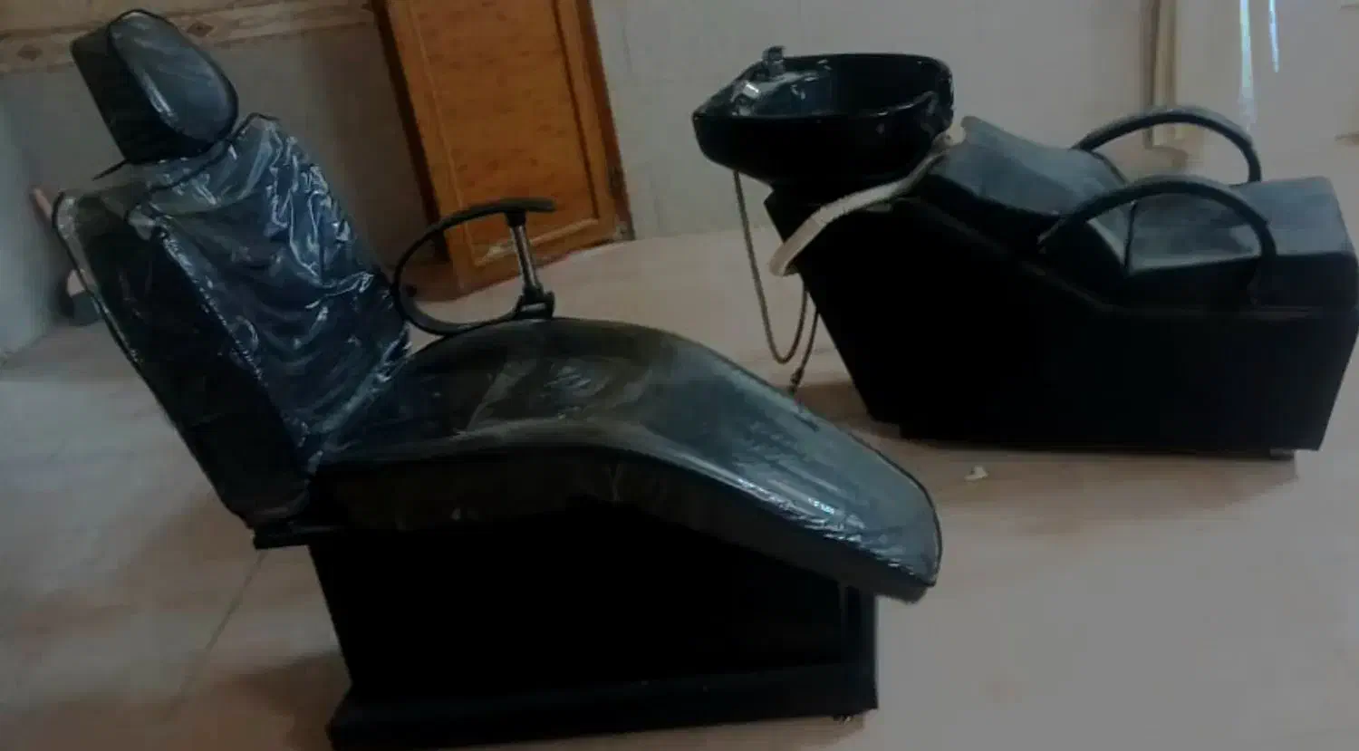 سرشور چرم و فلز و صندلی اصلاح|آرایشگاه و سالن‌های زیبایی|یزد, |دیوار