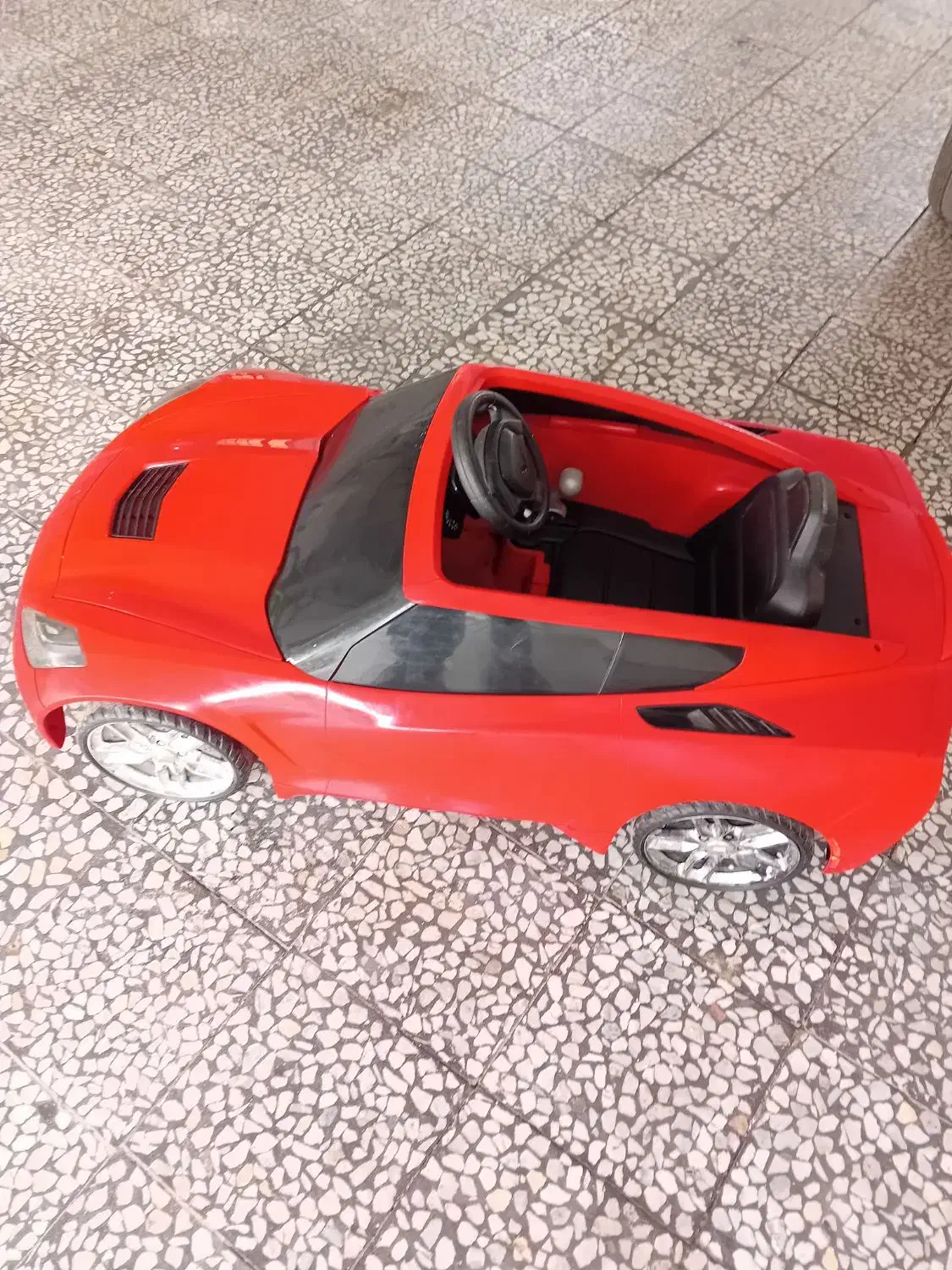 ماشین شارژی|اسباب و اثاث بچه|رشت, کوی طالقانی|دیوار