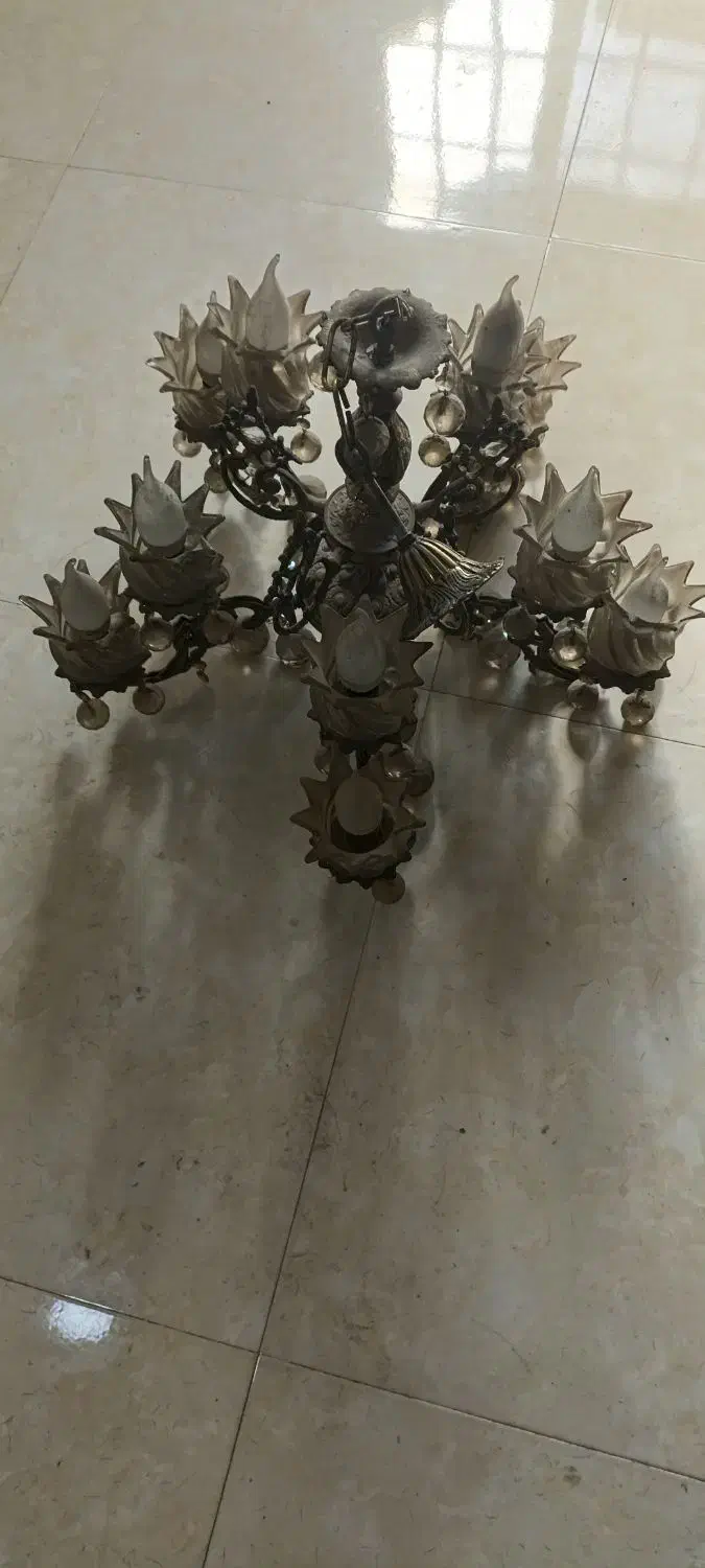 یه جفت لوستر بسیار سنگین تو پر برنجی درحد نو|لوستر و چراغ آویز|تهران, جنت‌آباد مرکزی|دیوار