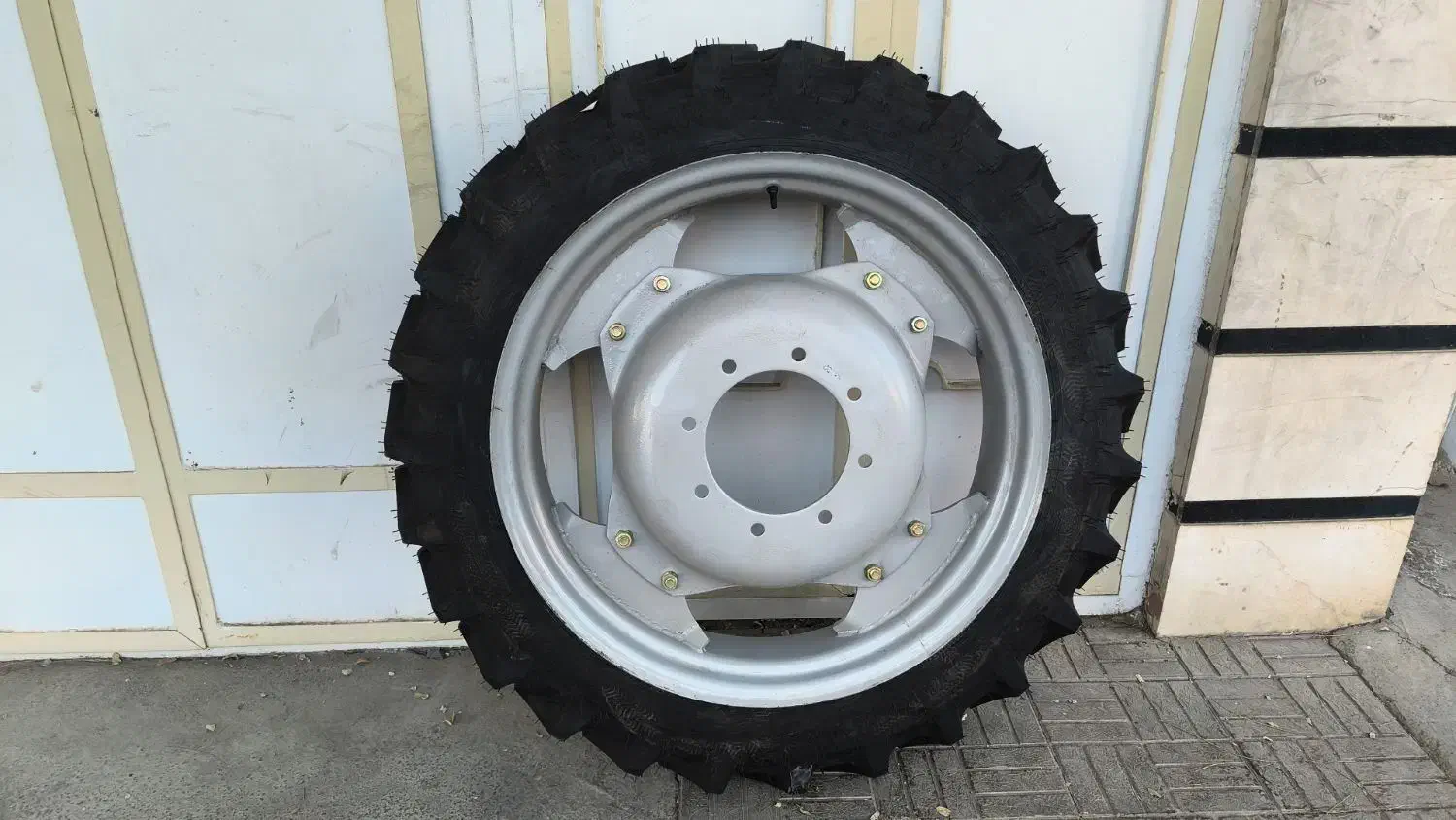 رینگ و لاستیک باریک کشاورزی|قطعات یدکی و لوازم جانبی|مرودشت, ثبت احوال|دیوار