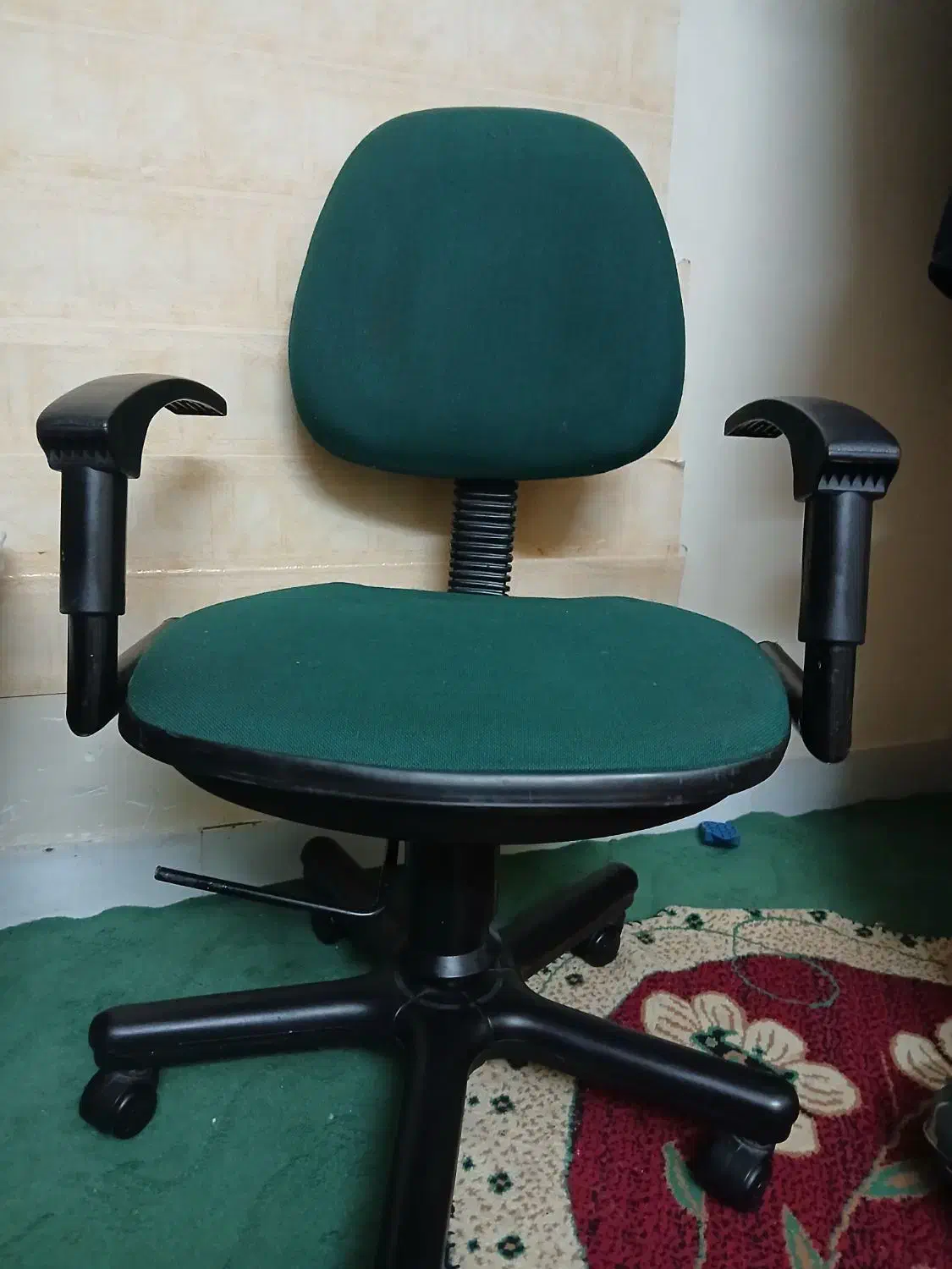 صندلی|صندلی و نیمکت|زنجان, |دیوار