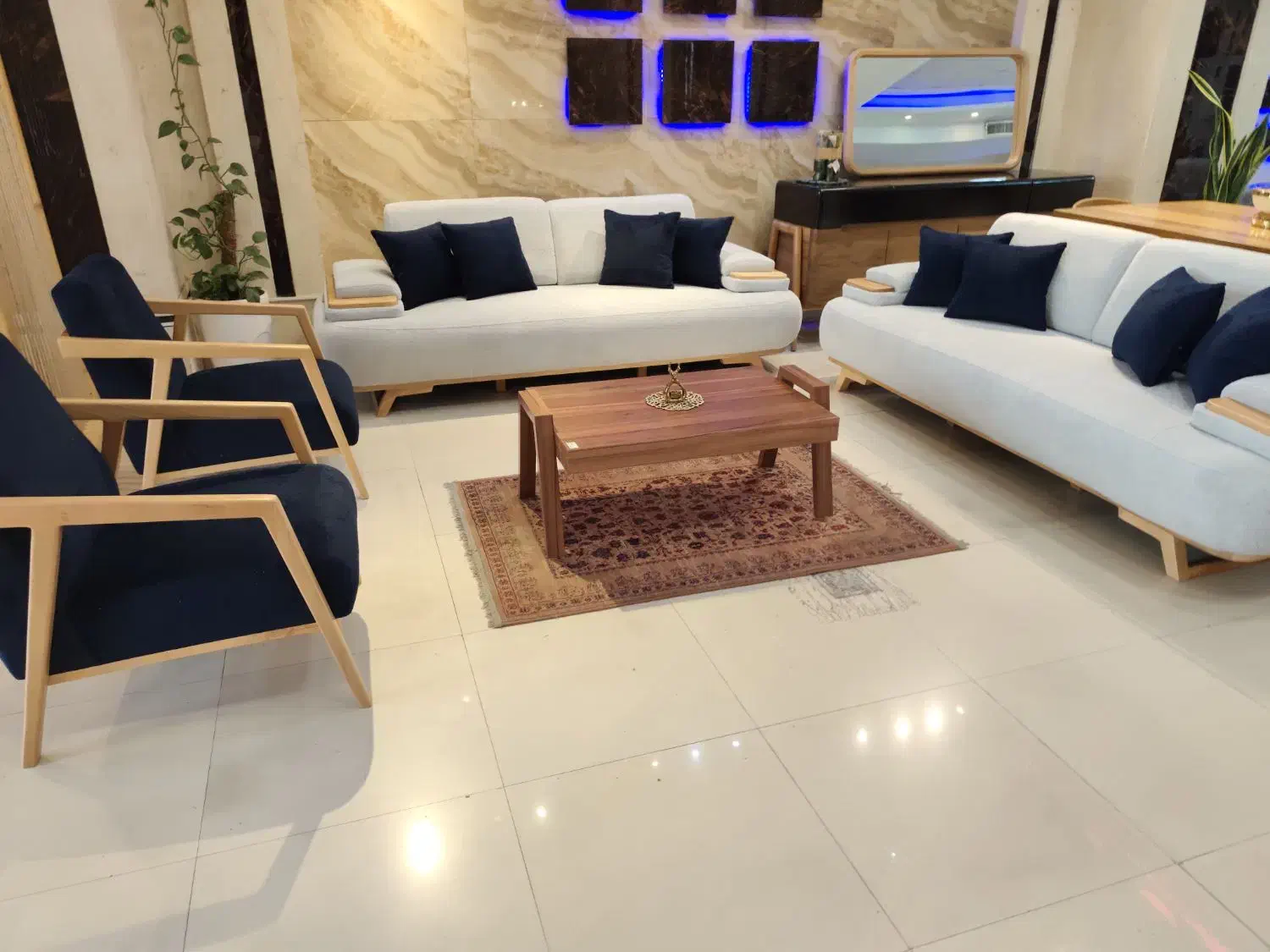 مبل از دم قسط با سفته،چک و بازنشستگی|مبلمان خانگی و میز عسلی|فردیس, شهرک ناز|دیوار