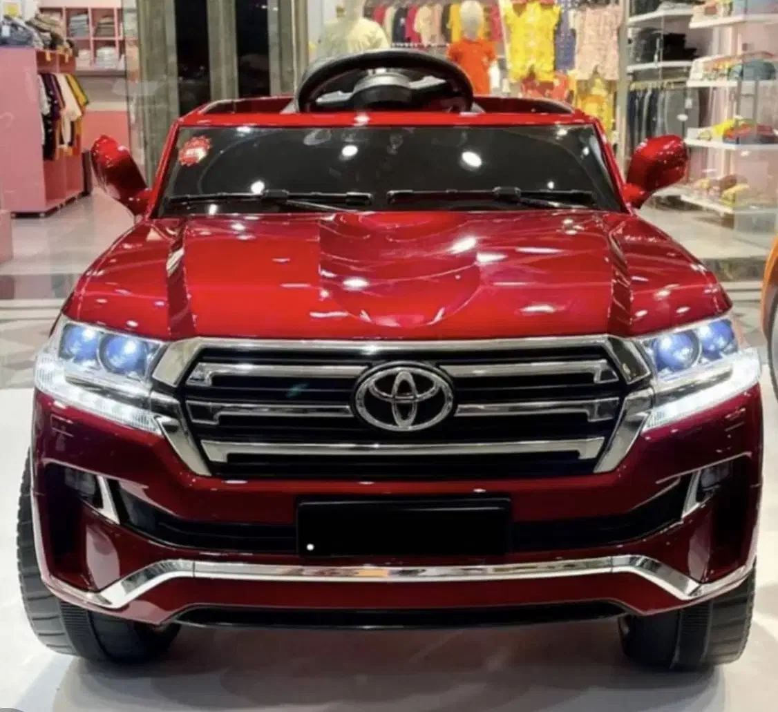 ماشین شارژی لندکروز5موتوره صندوقدار بلوتوثی تا۹سال|اسباببازی بچه|تهران, بازار|دیوار