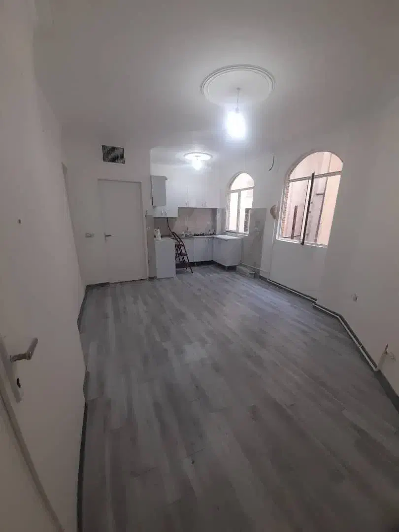 51متر/خوش نقشه/پارکینگ ماشین