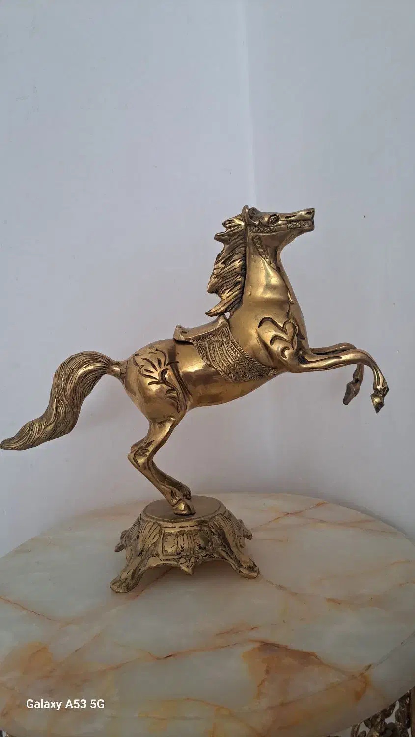 اسب برنجی ،برنزی سنگین|مجسمه، تندیس، ماکت|مهاجران, |دیوار