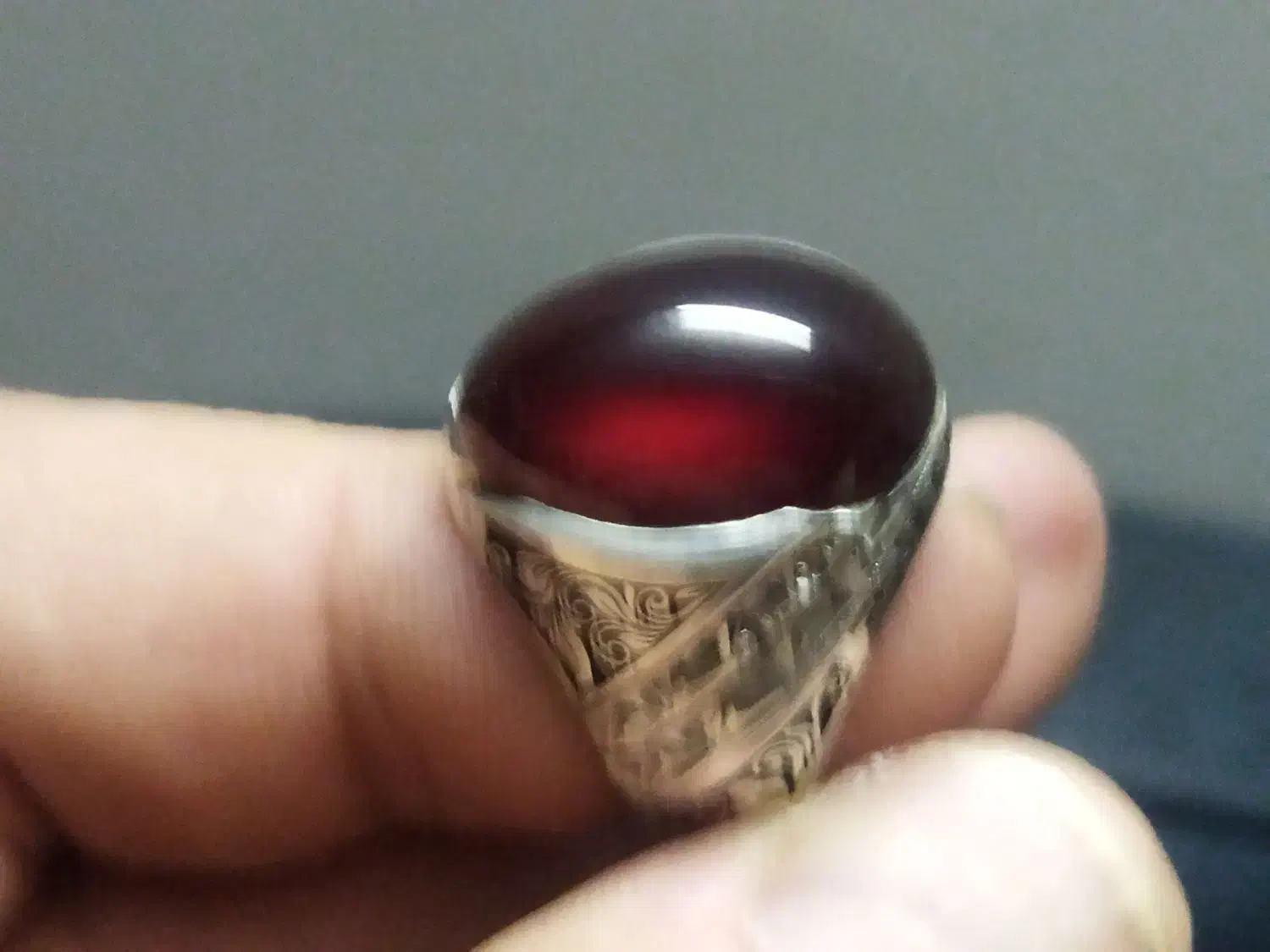 انگشتر یاقوت معدنی گارنت درشت الماس نشان|بدلیجات|یزد, |دیوار