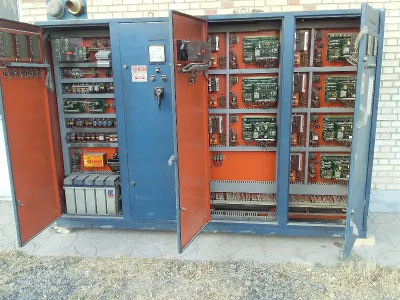 تابلو برق چهاردره نو|ماشینآلات صنعتی|گلپایگان, |دیوار