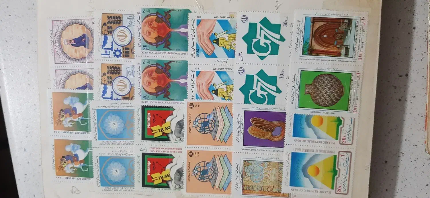 دو جلد آلبوم تمبر|کلکسیون سکه، تمبر، اسکناس|ورامین, ورامین|دیوار