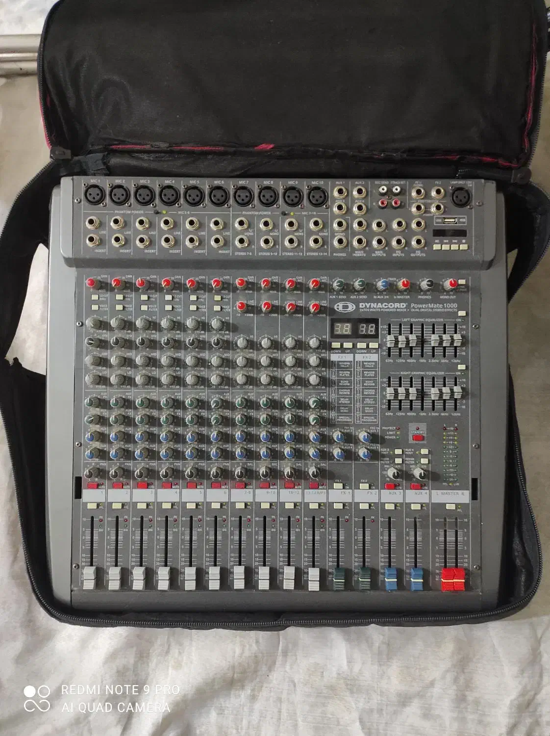 پاور میکسر باند پایه T میکروفن سیم باکیفیت|آلات موسیقی|اصفهان, دوطفلان|دیوار