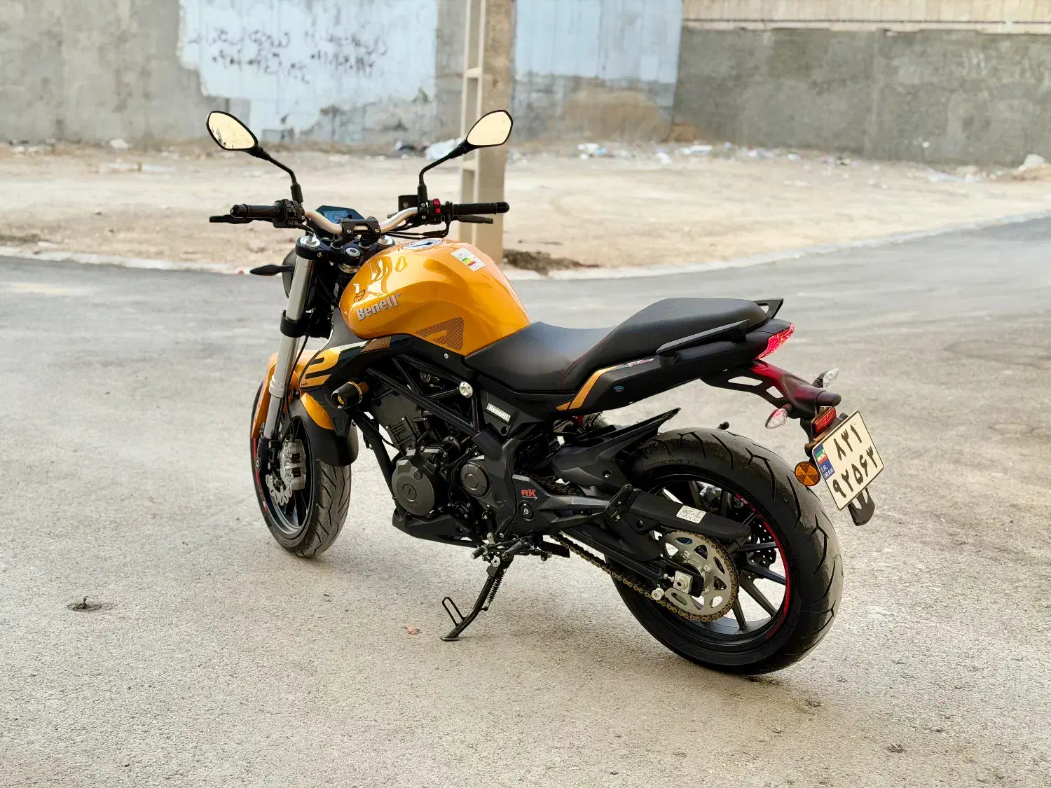 بنلی 300|موتورسیکلت|کازرون, |دیوار