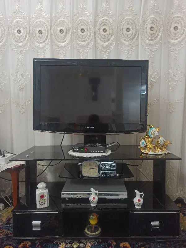 تلویزیون|تلویزیون و پروژکتور|قم, ناصردیوان|دیوار