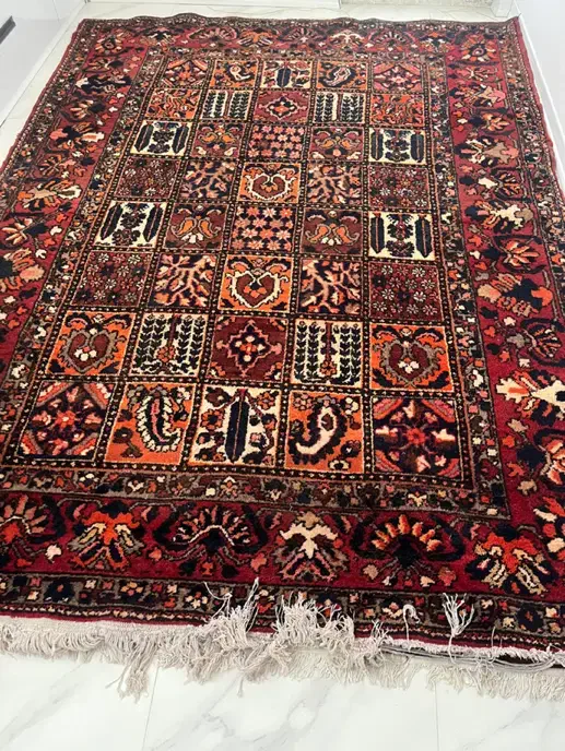 قالی دستبافت خشتی کارکرده|فرش|شهرکرد, |دیوار