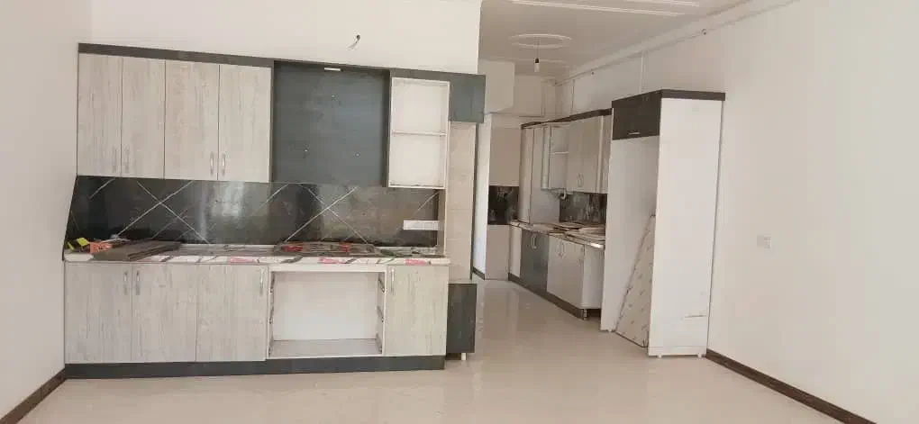 کابینت بدنه سفیددرب سفیدفلزی بدون پوسیدگی در حد نو|مصالح و تجهیزات ساختمان|کرمان, |دیوار