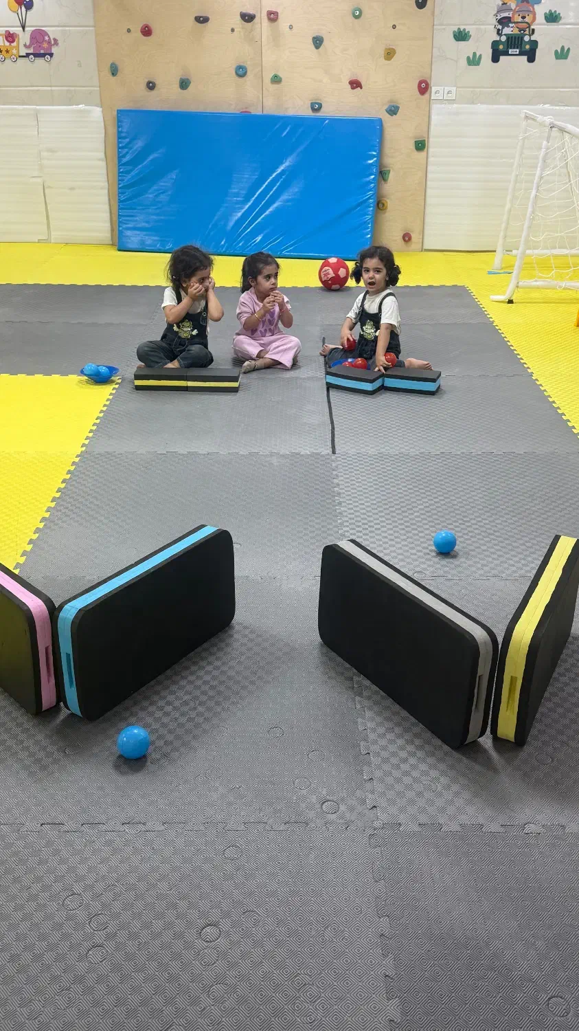 باشگاه کودک فیت لند|خدمات آموزشی|کنگاور, |دیوار