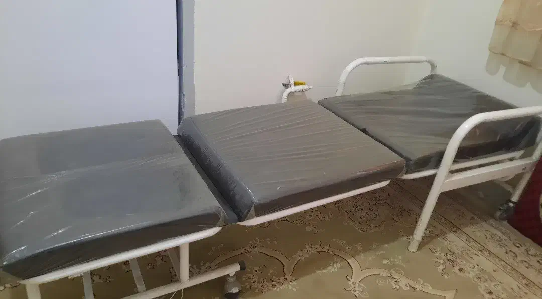 تخت همراه بیمار|تخت و سرویس خواب|ساری, |دیوار