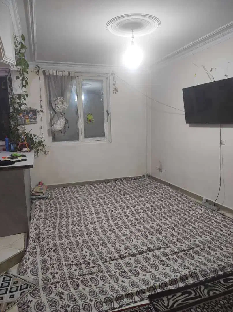 رهن واجاره آپارتمان 50 متری خ امین حضور آبشار