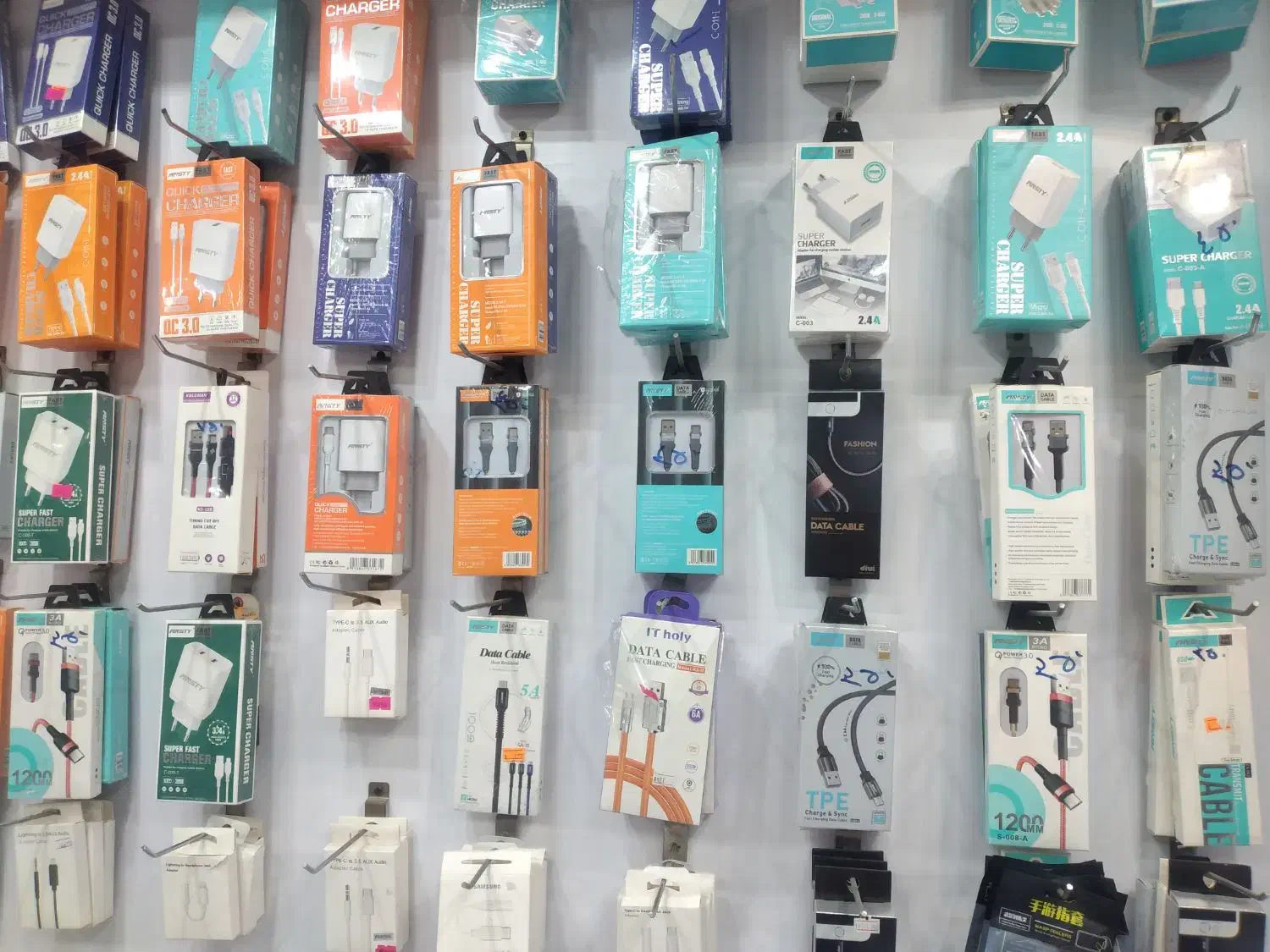 فروش ویژه لوازم جانبی موبایل در شیروان جانبی|لوازم جانبی موبایل و تبلت|شیروان (خراسان), |دیوار