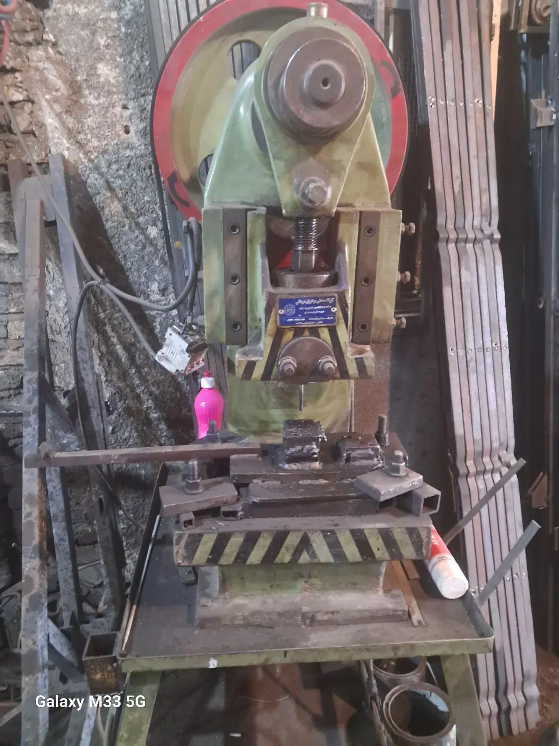 پرس۱۲تن لنگ متغییرسه فاز وتک فاز.دلر ستونی روسی|ماشین‌آلات صنعتی|تهران, دستغیب|دیوار