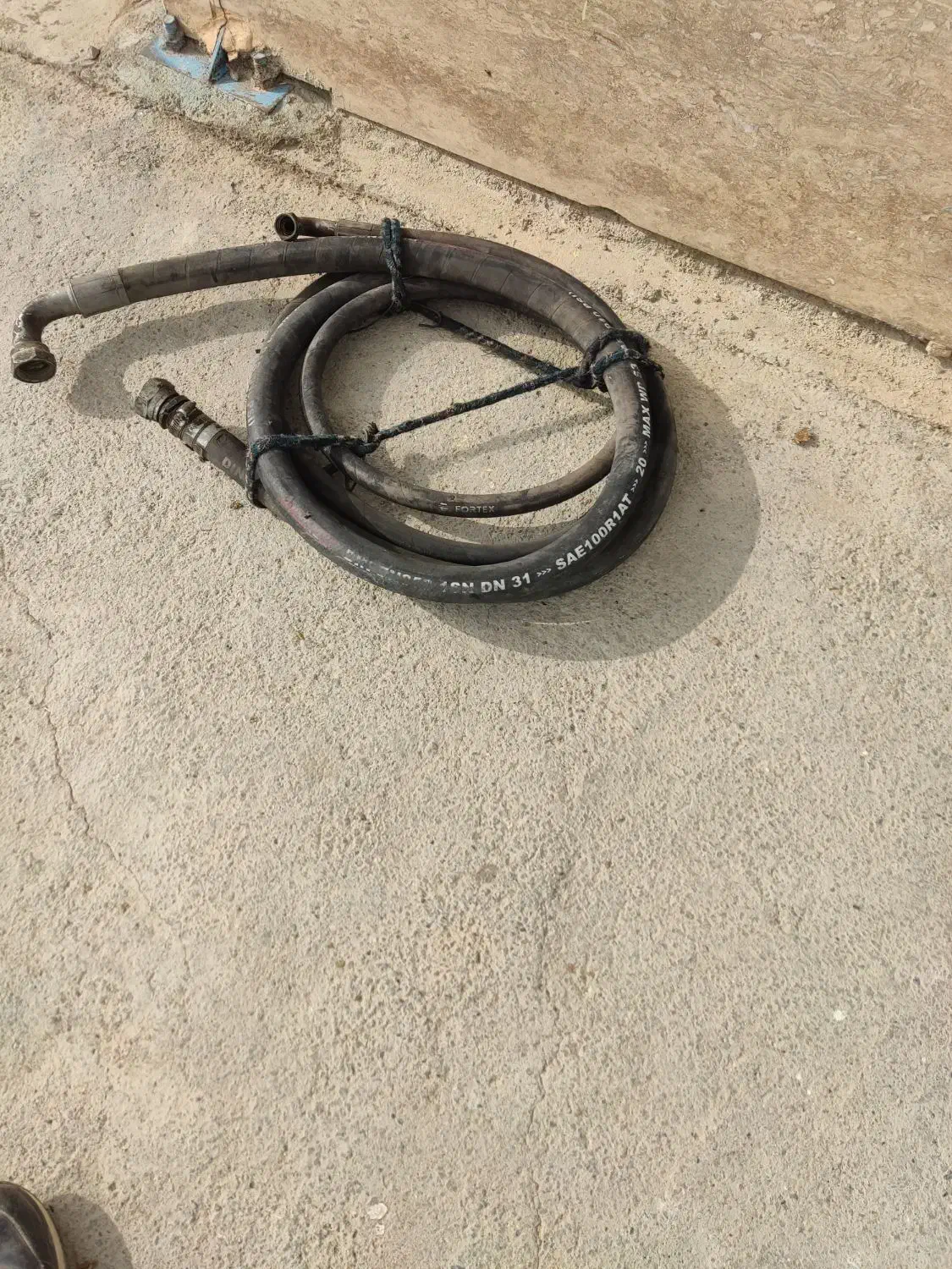 شیلنگ کمپرس پرس شده اماده|ماشینآلات صنعتی|روانسر, |دیوار