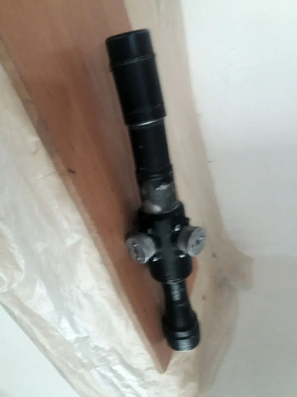 دوربین روسی شکاری|کلکسیون اشیاء عتیقه|اسلام‌‌آباد غرب, |دیوار