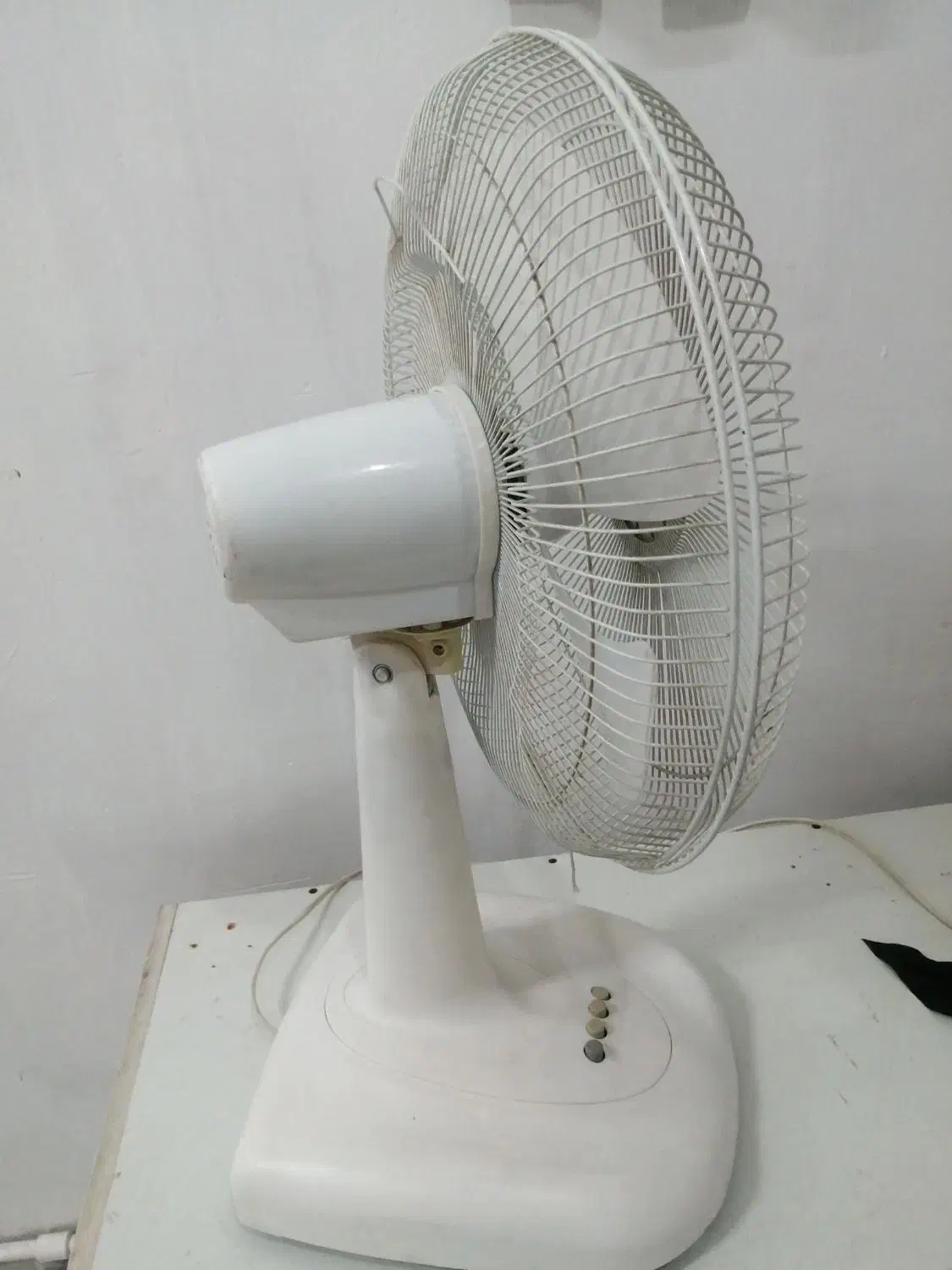 پنکه|پنکه و تصفیه‌کنندهٔ هوا|سبزوار, قاضی زاد|دیوار