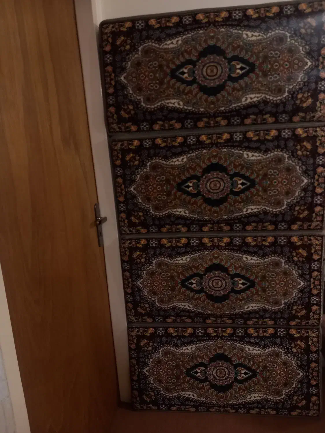 پشتی سنتی|پشتی|اندیشه, اندیشه فاز ۳|دیوار