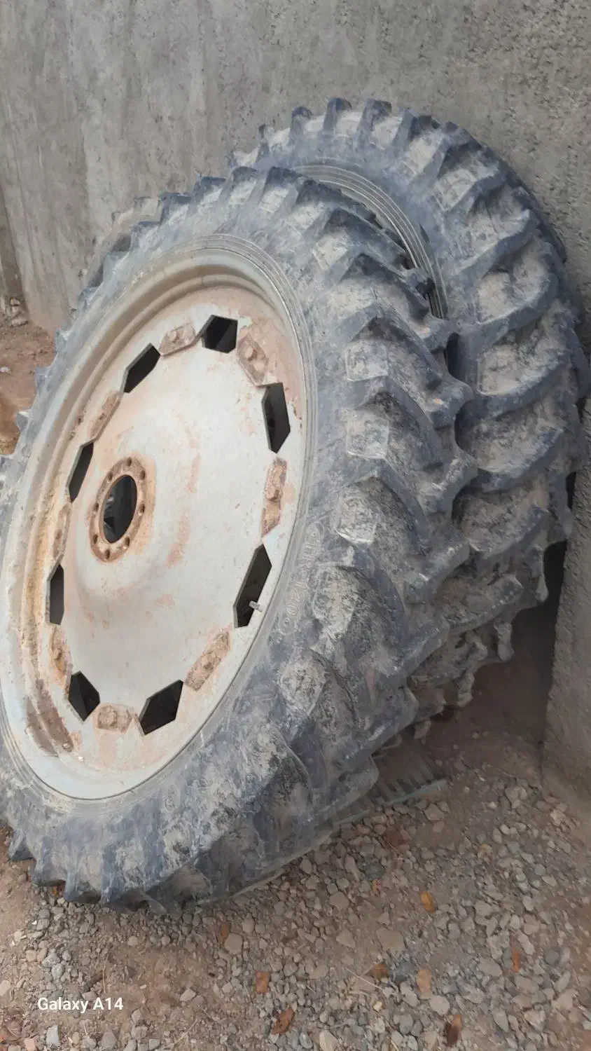 تراکتور 3140ولاستیک باریک|خودرو سنگین|عطاملک, |دیوار