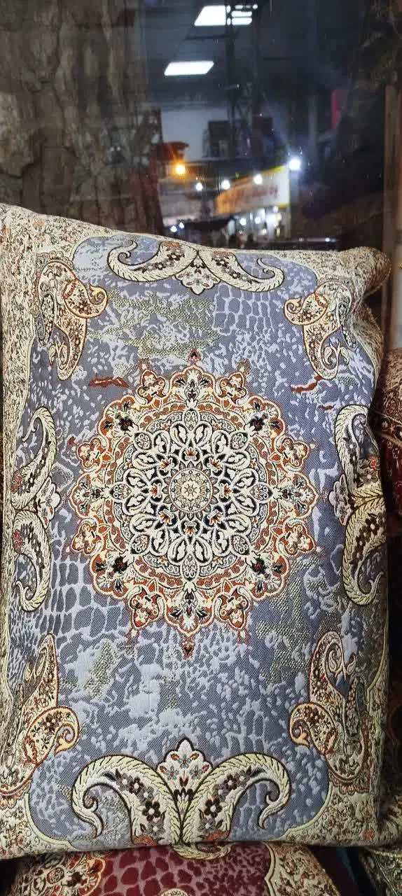 فروش انواع بالش پر و الیاف|رختخواب، بالش، پتو|کرمانشاه, |دیوار