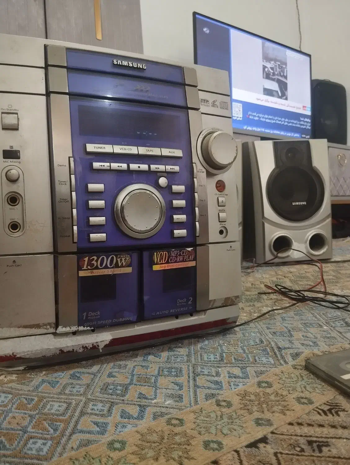 cdسه دیسک دارای aux|پخش‌کننده DVD و ویدیو|خمین, |دیوار