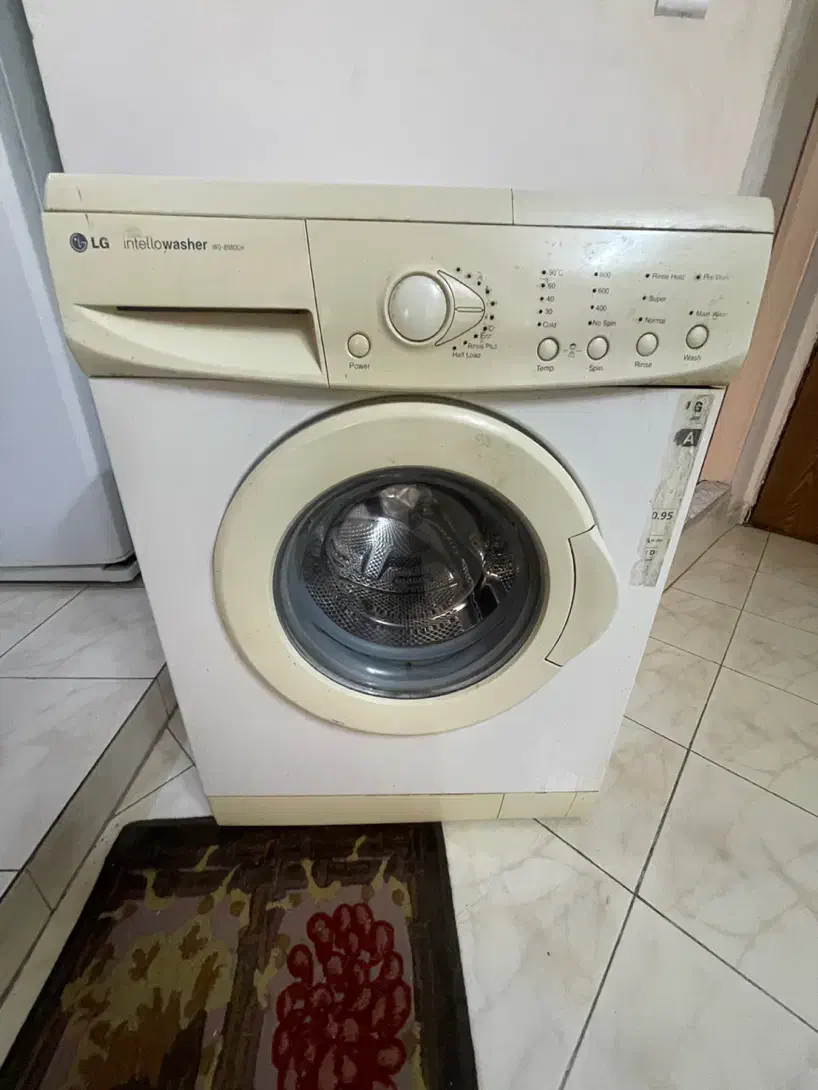 ماشین لباستشویی ال جی اصل ۷ کیلویی|ماشین لباسشویی و خشک‌کن لباس|مشهد, نیروی هوایی|دیوار