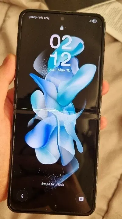 Galaxy Z Flip4|موبایل|کرج, باغستان|دیوار