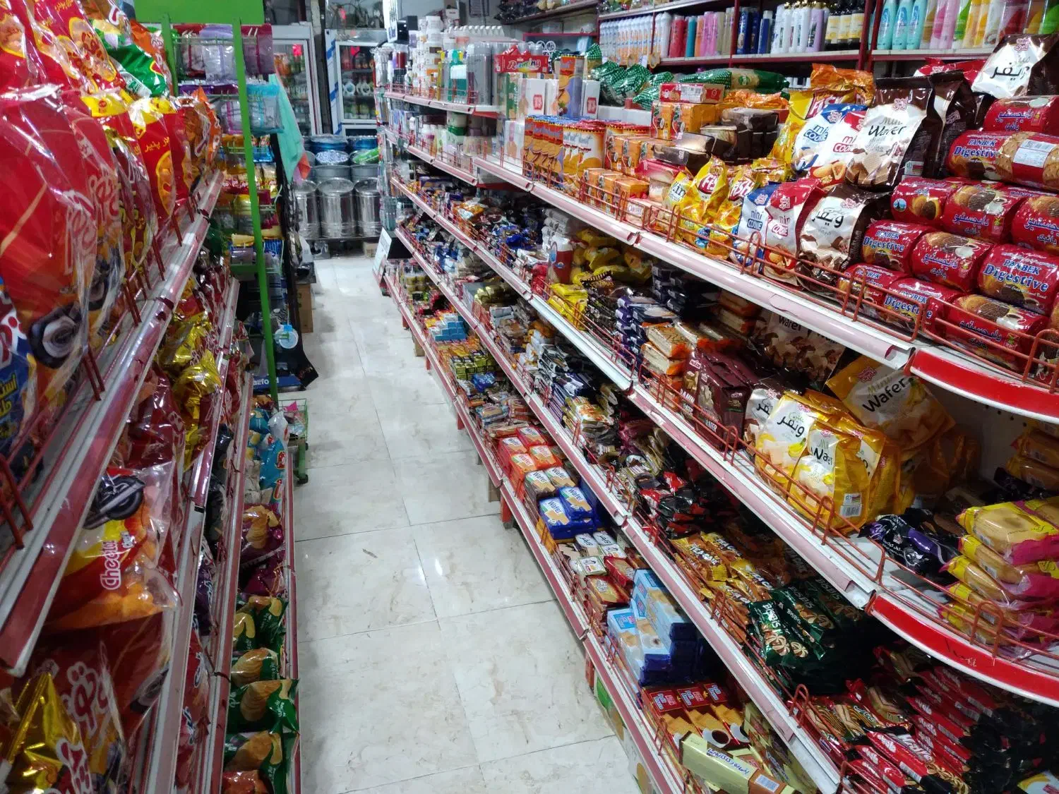 به یک نیرویه کار خانوم در سوپر مارکت نیازمندیم|استخدام خدمات فروشگاه و رستوران|اردبیل, |دیوار