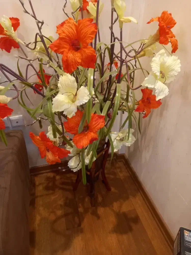 میز غذاخوری چهارنفره .تخت دونفره..لوستر|لوستر و چراغ آویز|قزوین, |دیوار